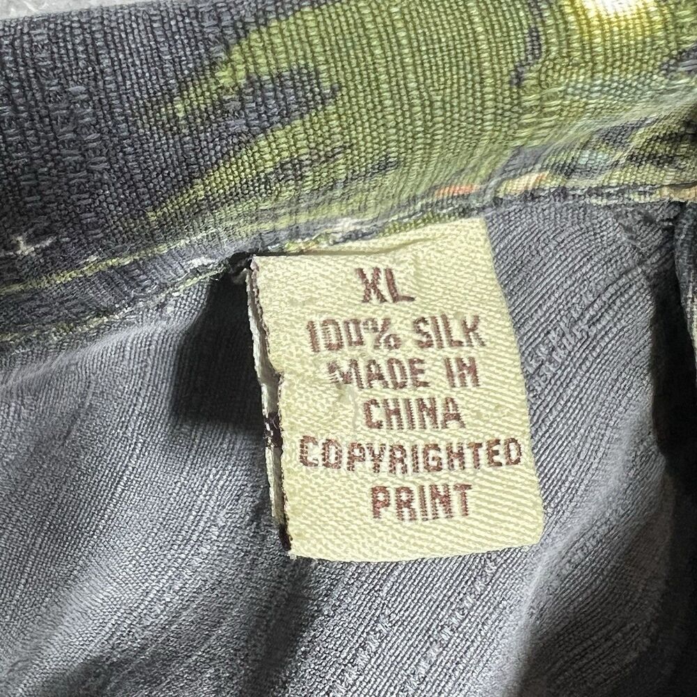 Tommy Bahama Mens XL Multicolor X Mas Hawaiian Silk Short Sleeve Limited Edition - Picture 10 of 13
